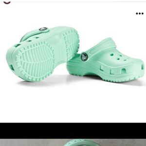 CROCS Classic Fuzzy Fleece Lined Clogs Mint Green